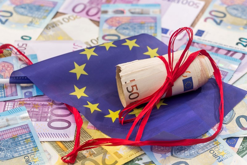 hof oordeelt over fiscaal inwonerschap van nederland